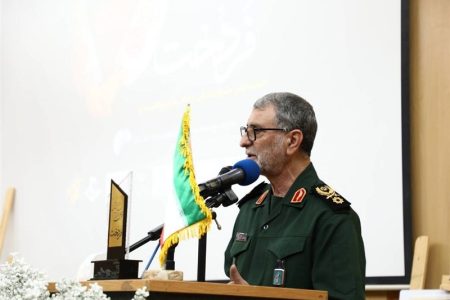 اقتدار ایران مرهون فداکاری شهداست
